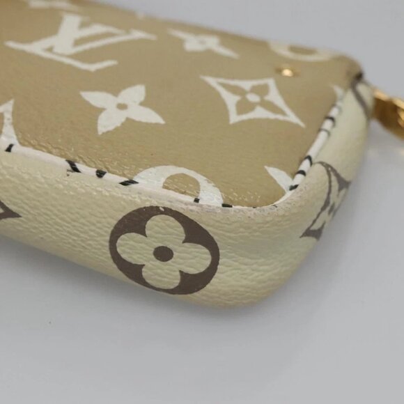 LOUIS VUITTON Monogram Giant Mini Pochette Pouch Ivory - Picture 8 of 15